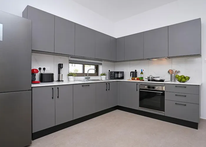 Nyaraló Esmeralda - Luxury In Pernera Paralímni