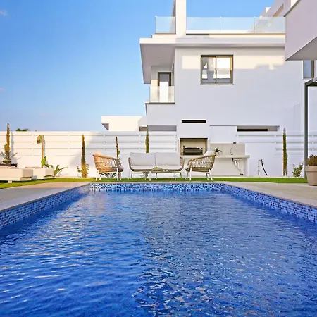 Feriehus Esmeralda - Luxury In Pernera Paralimni